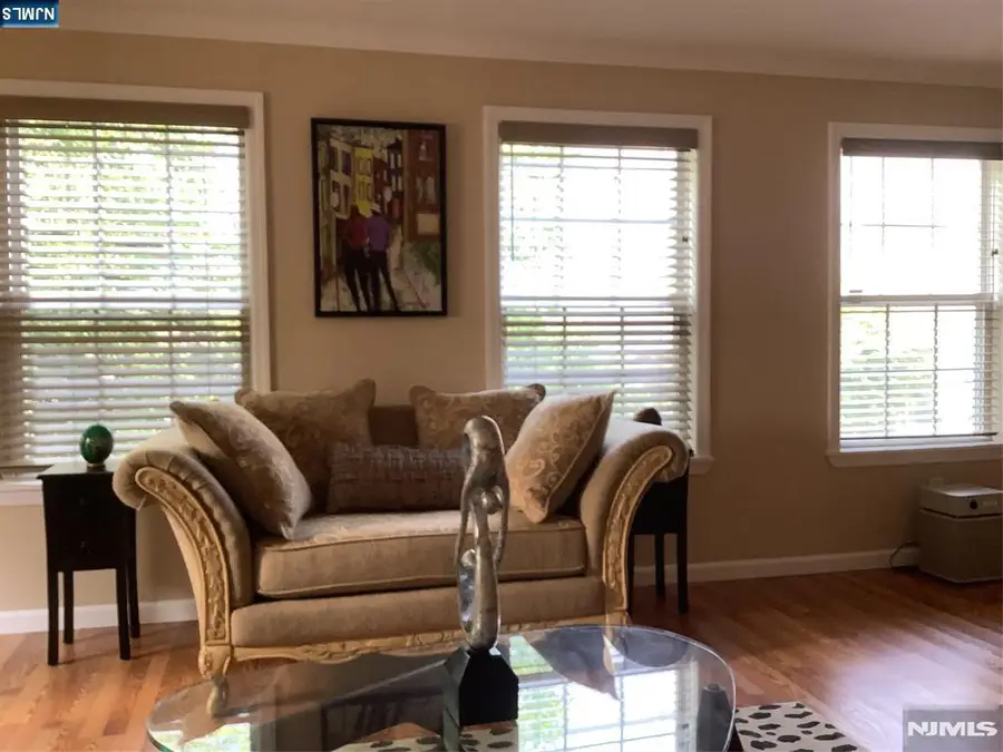 28 Richmond Street 1212, Newark, NJ 07103 - #3