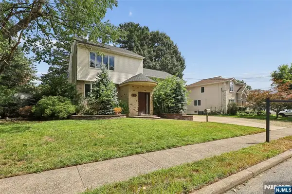 3-07 Dorothy, Fair Lawn, NJ 07410