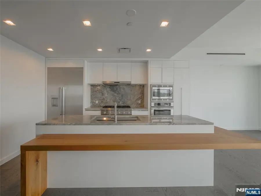 320 Adolphus Avenue 401, Cliffside Park, NJ 07010 - #2