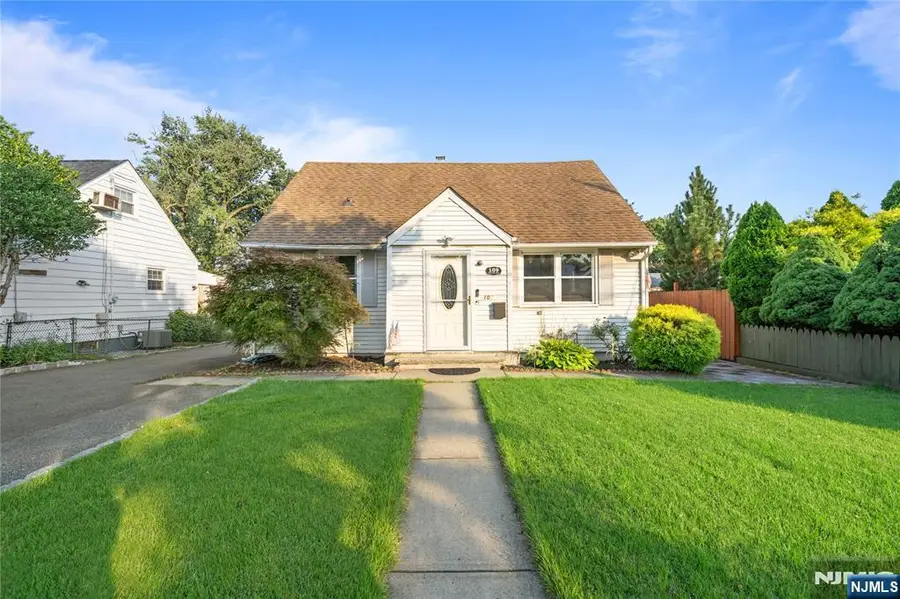 109 Maple Hill Road, Clifton, NJ 07013 - #2