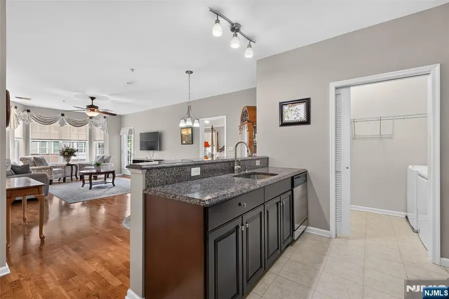 256 Cory Lane, Elmwood Park, NJ 07407 - #3