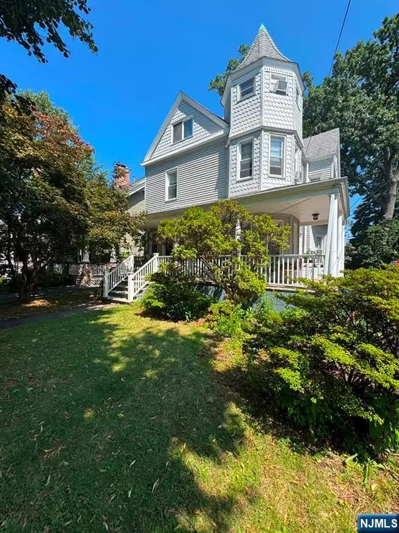 42 Donaldson Avenue, Rutherford, NJ 07070