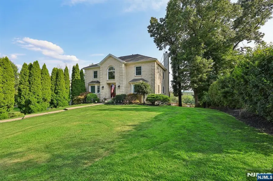 17 Rosenbrook Drive, Lincoln Park, NJ 07035 - #2