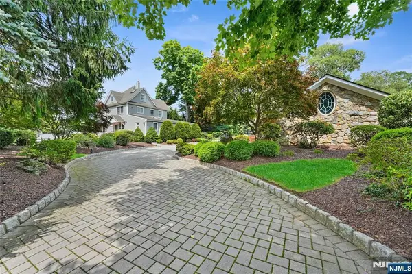 235 Kinderkamack Road, Emerson, NJ 07630