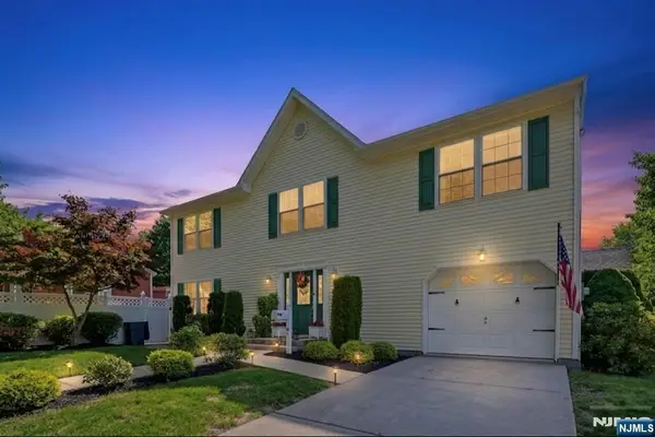 81 Hudson Avenue, Ridgefield Park, NJ 07660