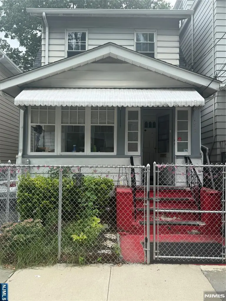 292 Smith Street, Newark, NJ 07106 - #1