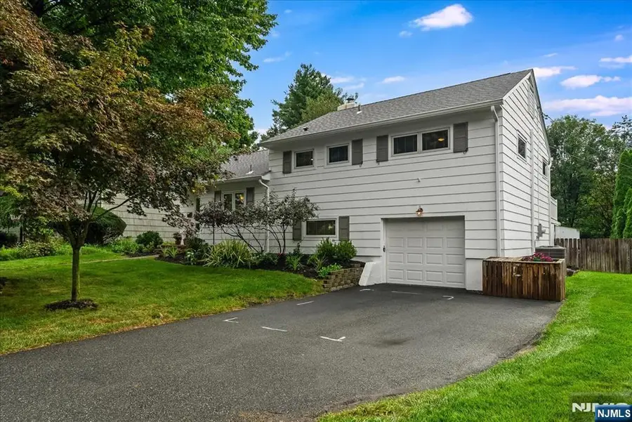 119 Squire Hill Road, Montclair, NJ 07043 - #2