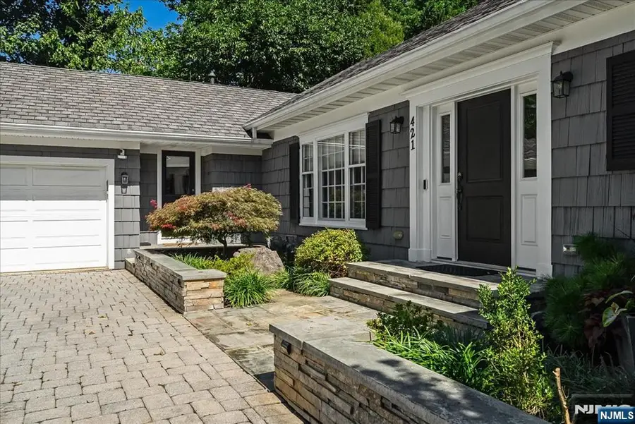 421 Ridgewood Avenue, Glen Ridge, NJ 07028 - #3