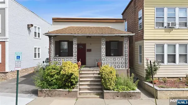 2 Lake Street, Belleville, NJ 07109
