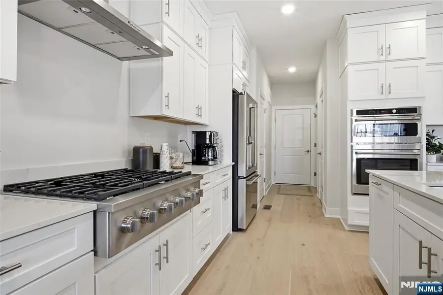 11 Pimlico Place, Oakland, NJ 07436 - #3