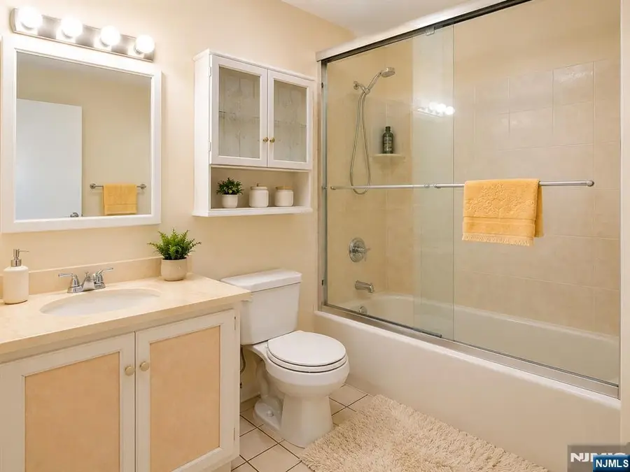 99 Teaneck Road 317, Ridgefield Park, NJ 07660 - #3
