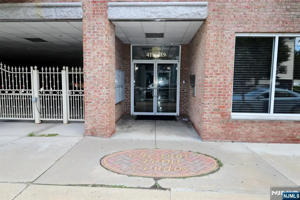 411-419 Chestnut 3C, Newark, NJ 07105 - #1