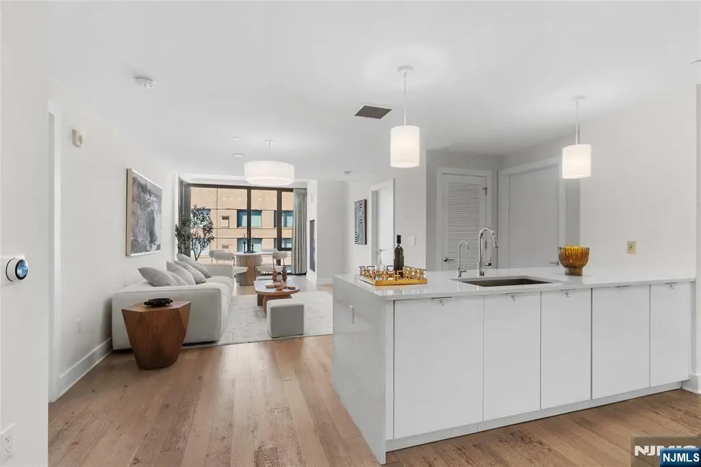 9 Ave At Port Imperial 1119, West New York, NJ 07093 - #1