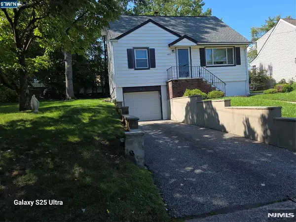 569 Center Avenue, River Edge, NJ 07661
