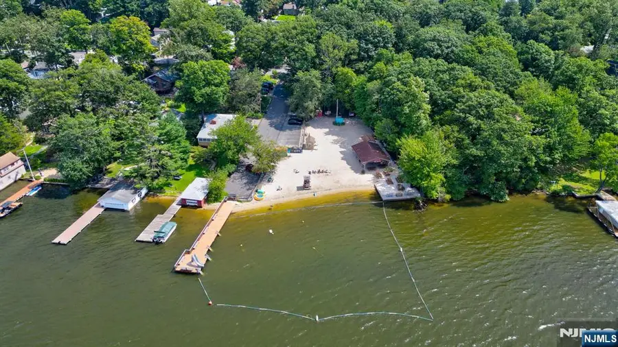 13 Maine Street, Lake Hopatcong, NJ 07849 - #3