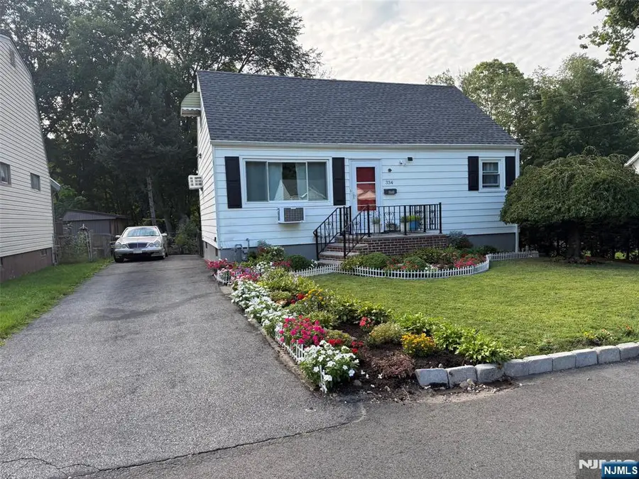 334 4th Avenue, Hawthorne, NJ 07506 - #2