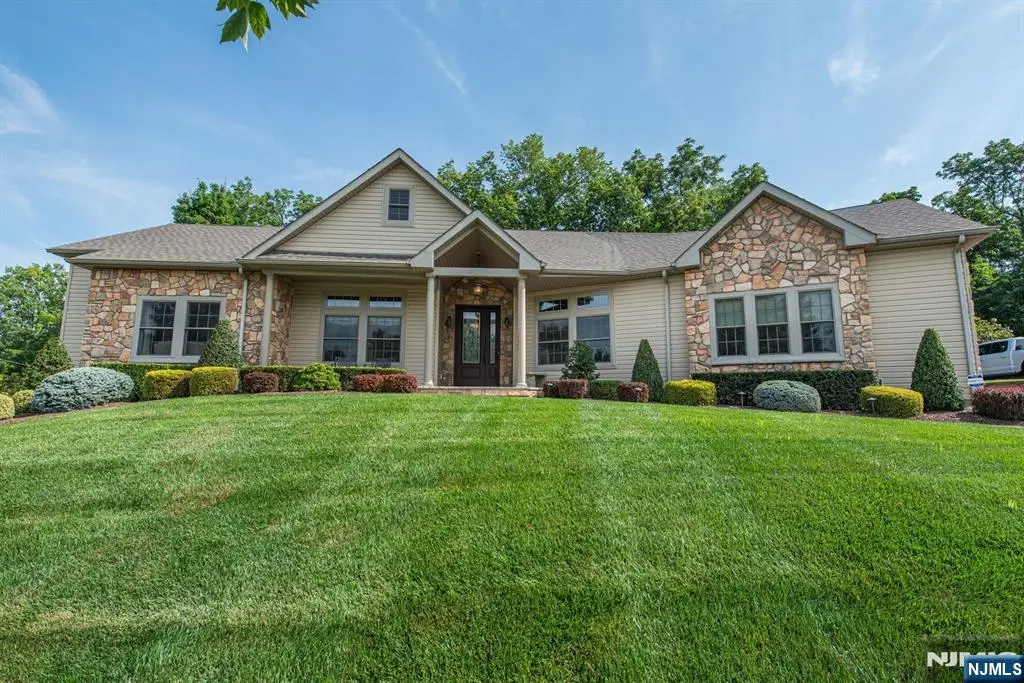 7 Dehart Court, Wayne, NJ 07470 - #1