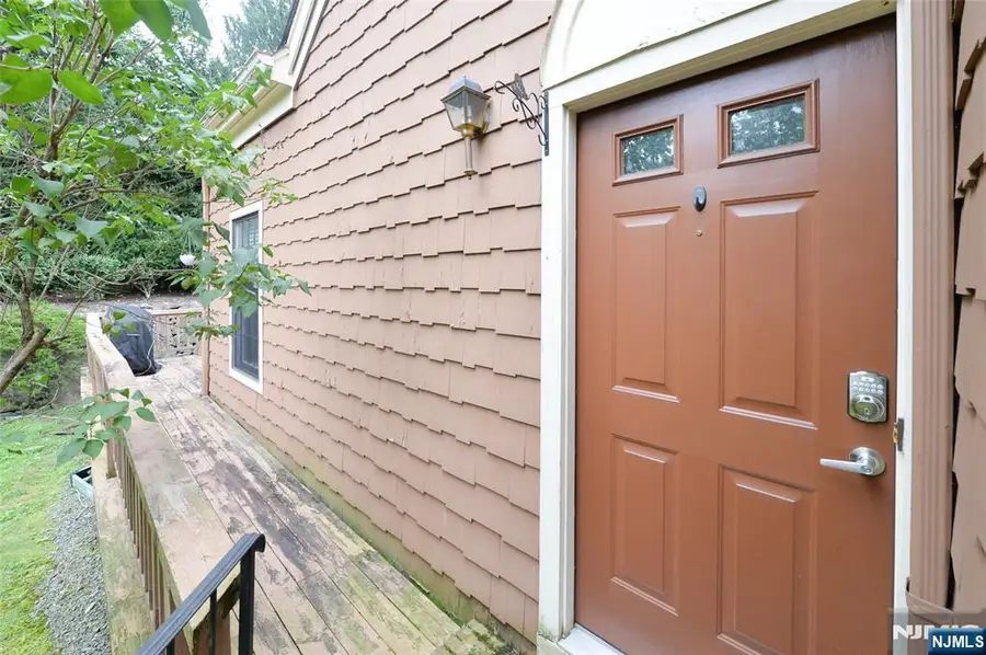 27 Tanager Court, Wayne, NJ 07470 - #2