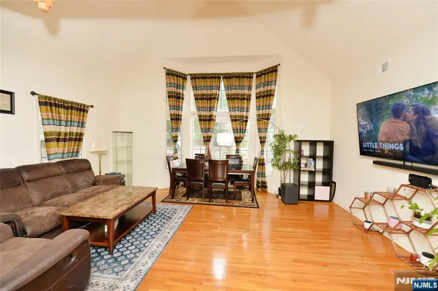 27 Tanager Court, Wayne, NJ 07470 - #3