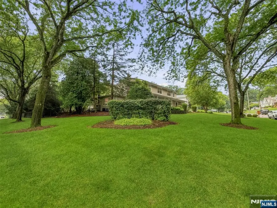 44 Barrett Lane, Wyckoff, NJ 07481 - #3