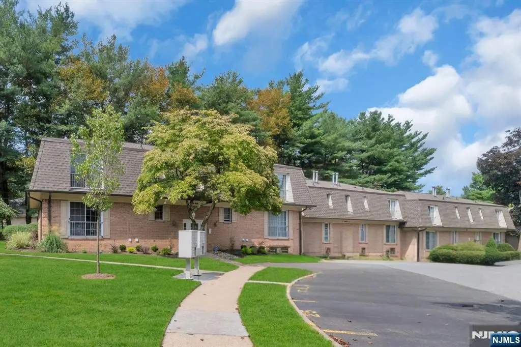 265 Collignon Way 1A, River Vale, NJ 07675 - #1