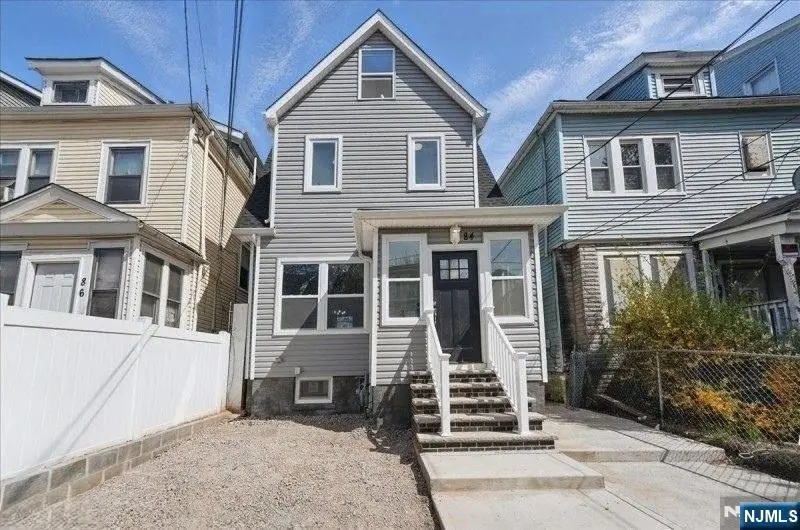 64 Chelsea, Newark, NJ 07208 - #1