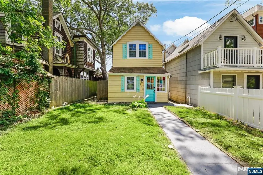 128 E Camp Meeting Walk, Island Heights, NJ 08732 - #3