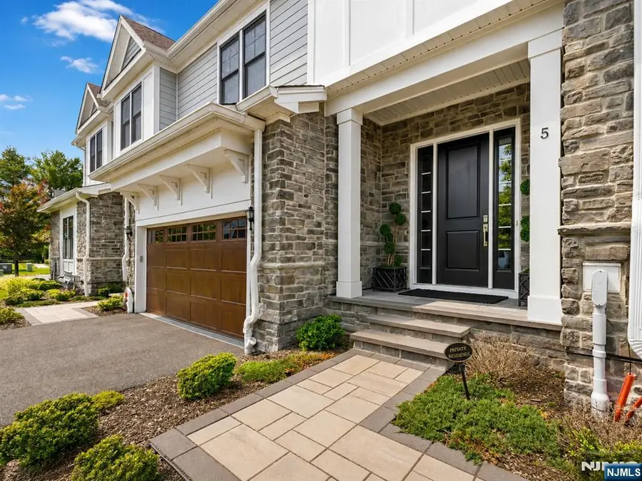 5 St Andrews Circle, River Vale, NJ 07675 - #2