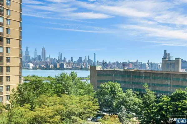 45 River Drive 702, Jersey City, NJ 07310