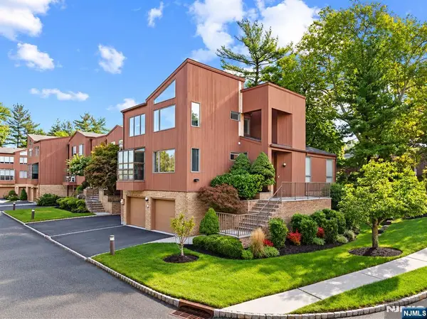 2 Sutton Place, Englewood, NJ 07631