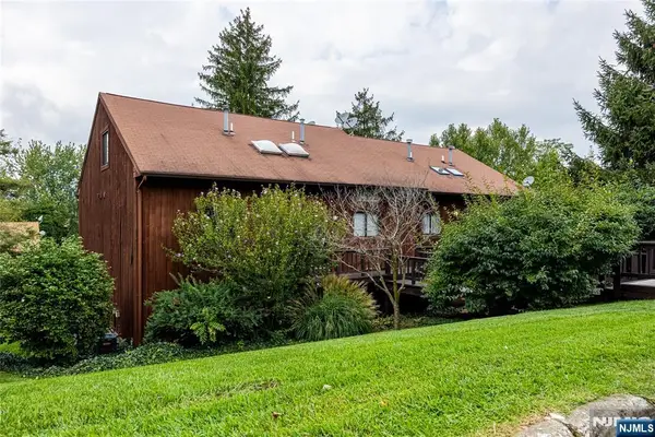 7 Sugar Loaf Court 5, Vernon, NJ 07462