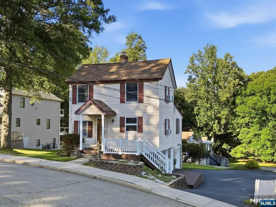 72 Arch Street, Butler, NJ 07405 - #2