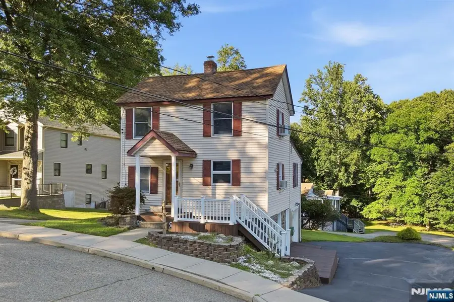 72 Arch Street, Butler, NJ 07405 - #3