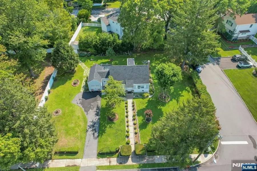 10 Knickerbocker Road, Demarest, NJ 07627 - #2
