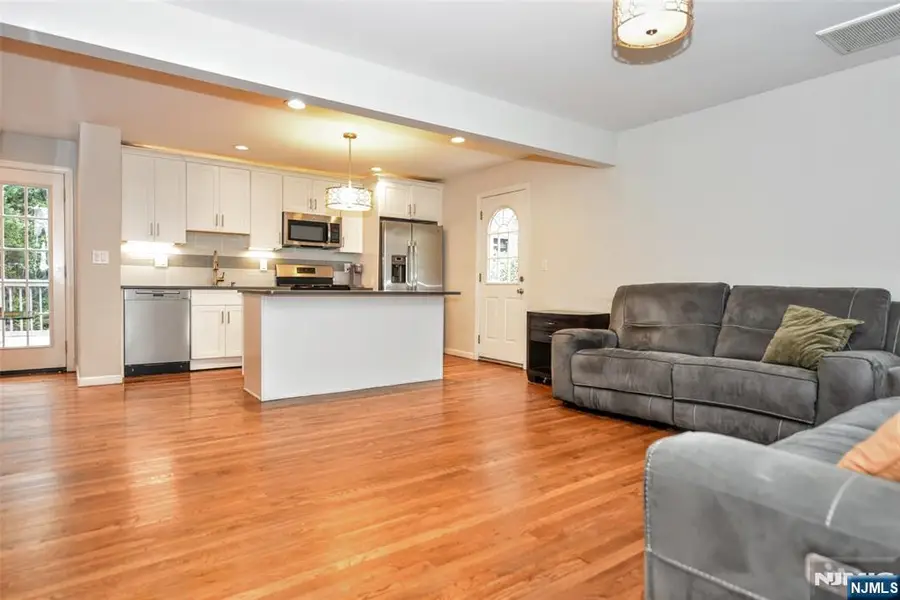 475 Goffle Road, Wyckoff, NJ 07481 - #3
