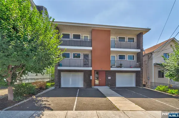 148 Oakwood Avenue A, Cliffside Park, NJ 07010