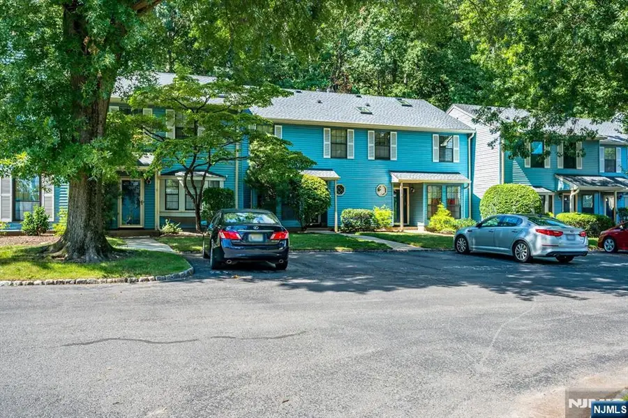 1303 Timber Oaks Road 1303, Edison, NJ 08820 - #2