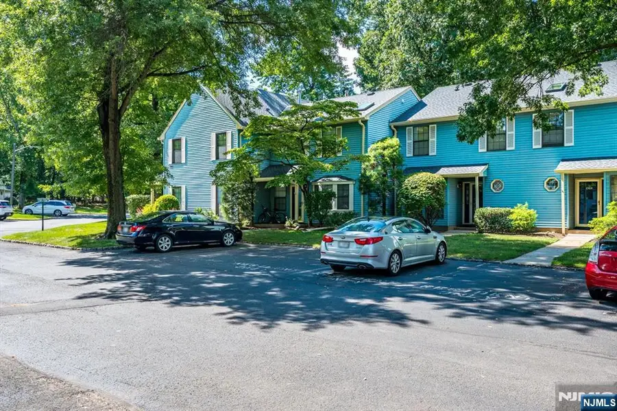 1303 Timber Oaks Road 1303, Edison, NJ 08820 - #3