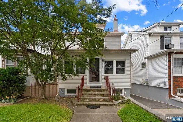 731 Humboldt Street, Secaucus, NJ 07094