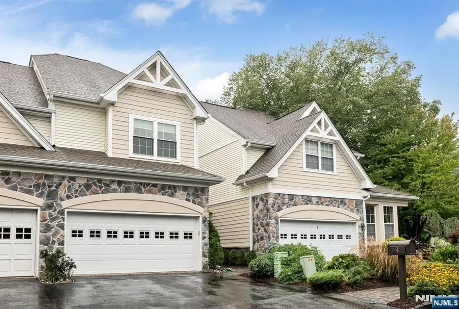 4 Kingsley Evans Circle, Oakland, NJ 07436 - #2