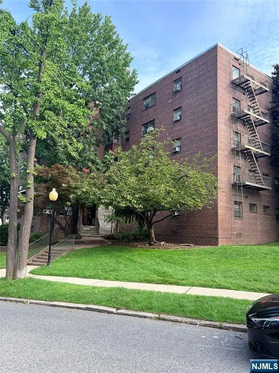 501 Linwood Drive 2F, Fort Lee, NJ 07024 - #1