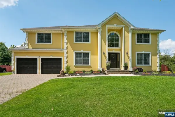 15 Bethany Circle, Closter, NJ 07624