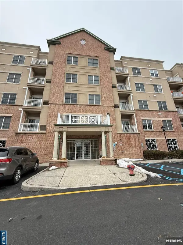 1203 Windsor Park Court 203, Englewood, NJ 07631