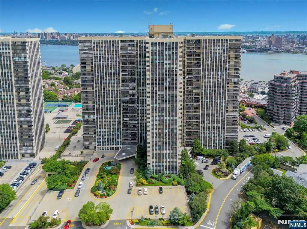 200 Winston Drive 2207, Cliffside Park, NJ 07010 - #1