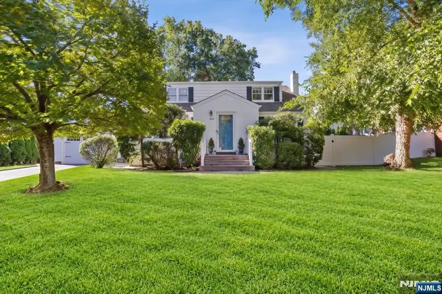 813 Ridgewood Avenue, Oradell, NJ 07649 - #2