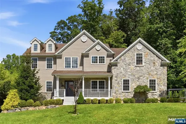 5 Jared Place, Mount Olive Township, NJ 07828
