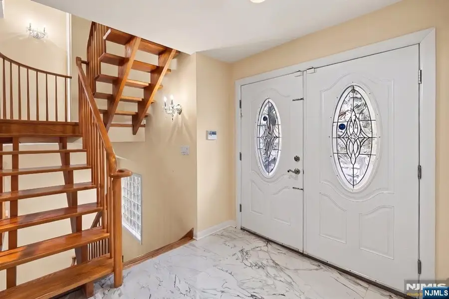 376 Kenwood 9, Englewood, NJ 07631 - #3