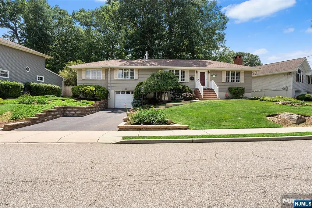 168 Rafkind Road, Bloomingdale, NJ 07403 - #1