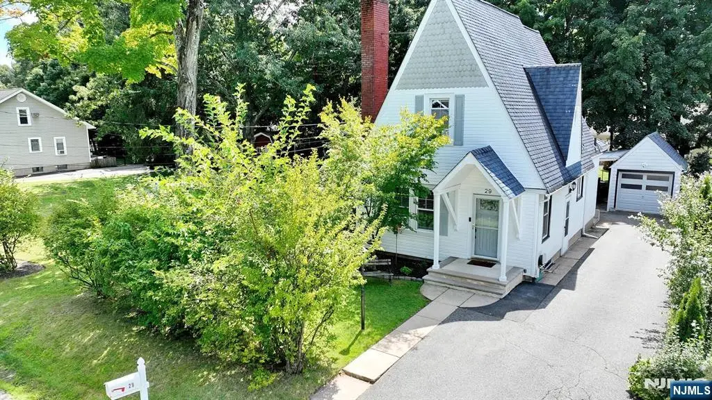 29 Silver Birch Avenue, Oakland, NJ 07436 - #1