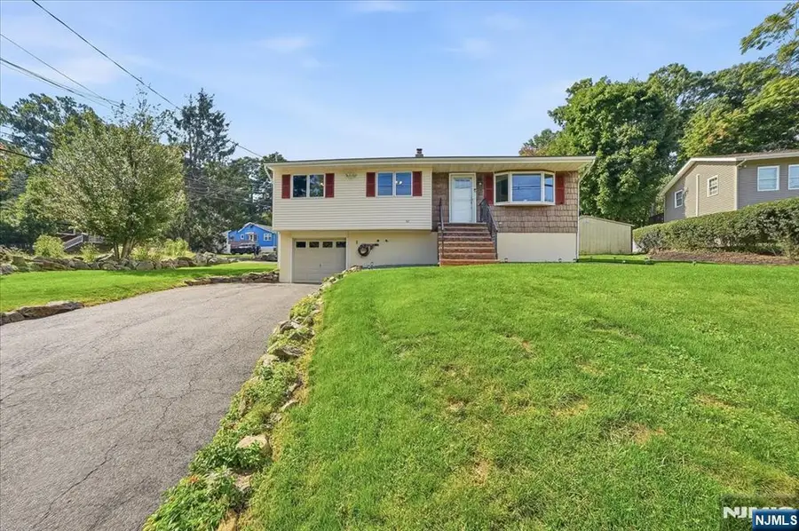 2 Crescent Road, Hopatcong, NJ 07843 - #2